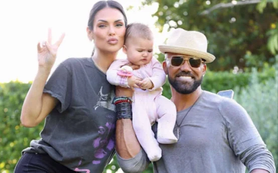 charli kekuʻulani with her parents